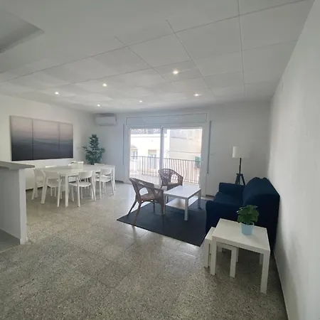 Center 1 *