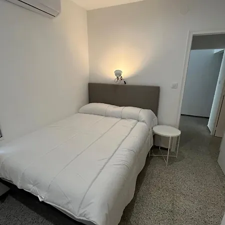 Center 1 Apartment